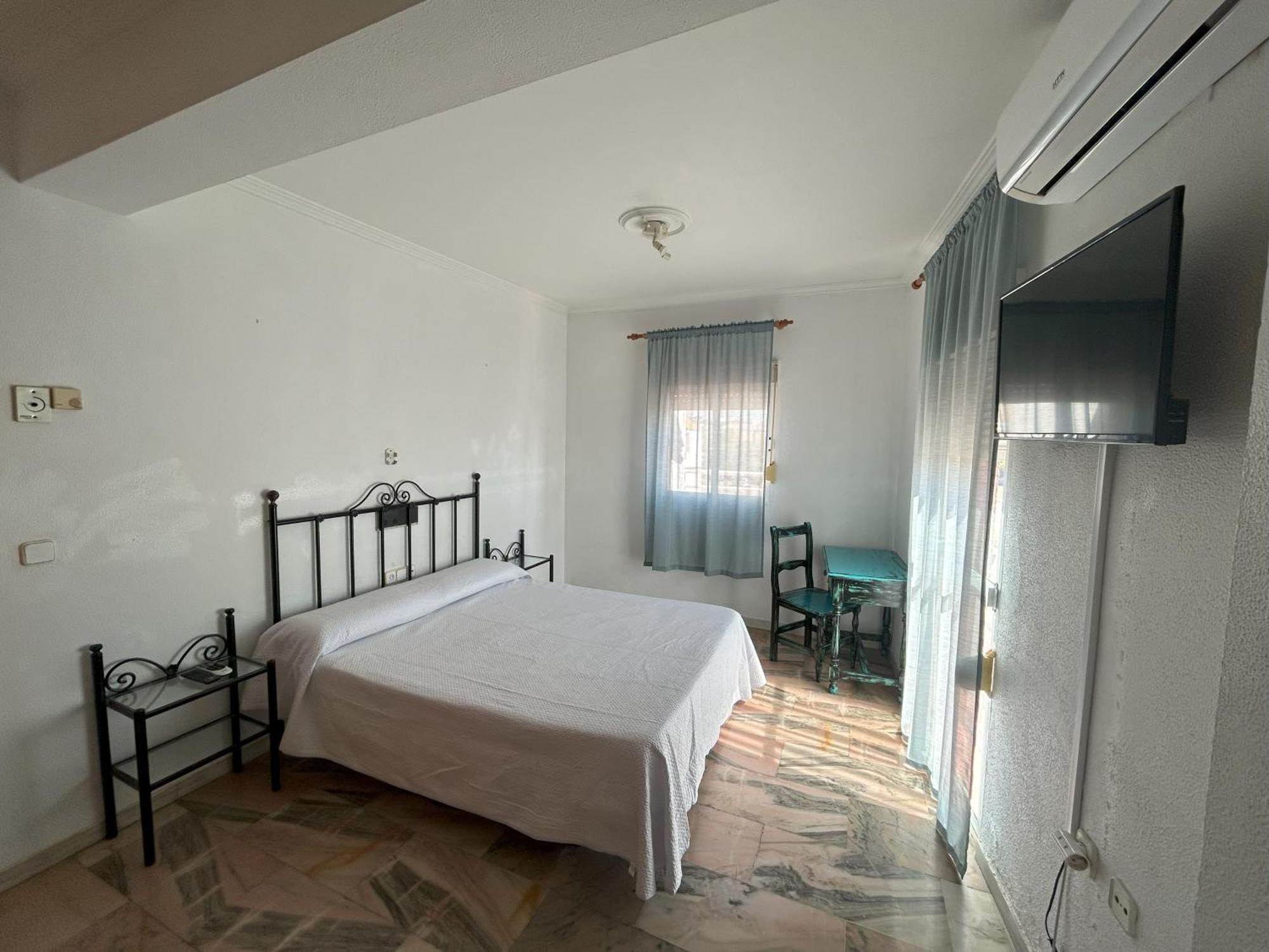 El Ancla Hotel Alcalá del Río Kültér fotó
