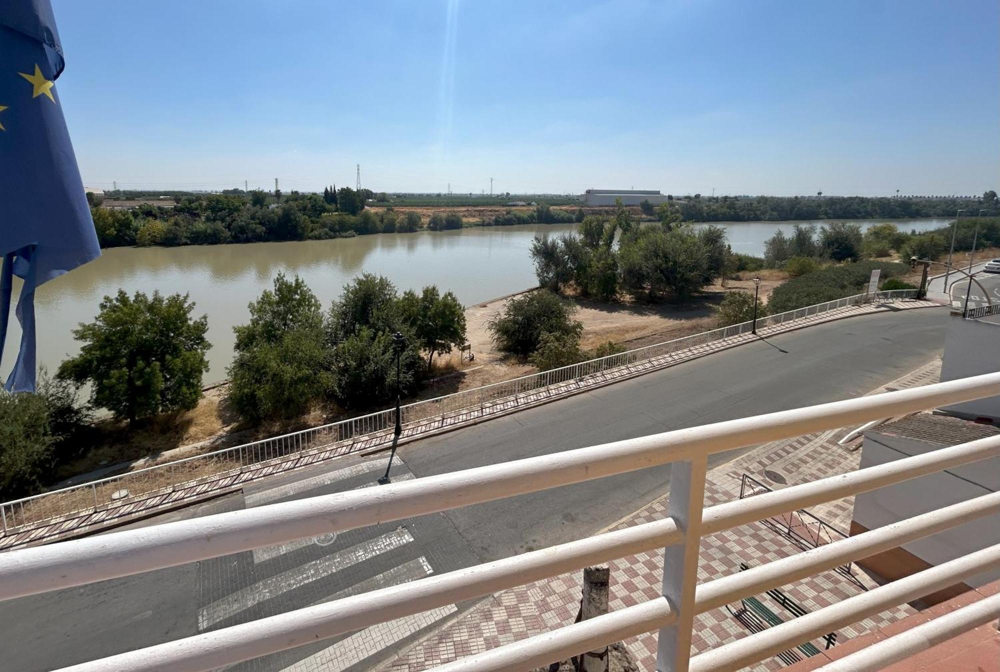 El Ancla Hotel Alcalá del Río Kültér fotó