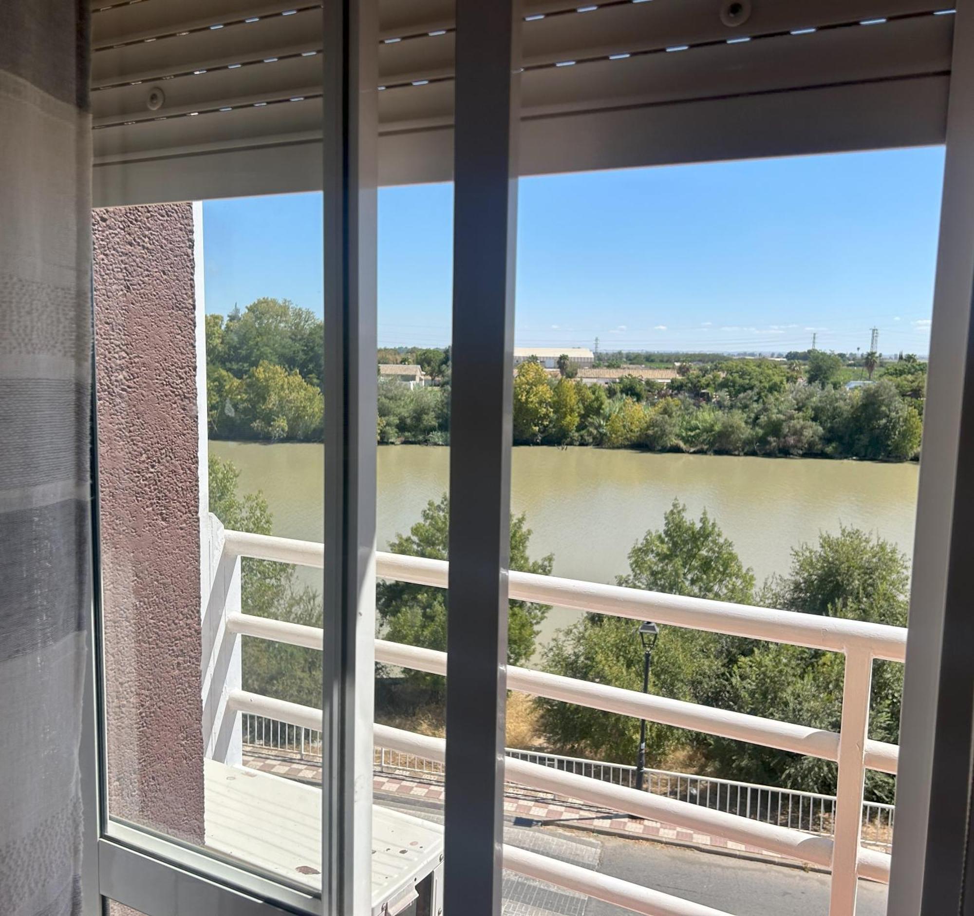 El Ancla Hotel Alcalá del Río Kültér fotó