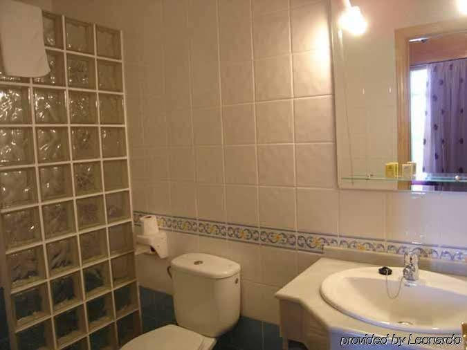 El Ancla Hotel Alcalá del Río Kültér fotó